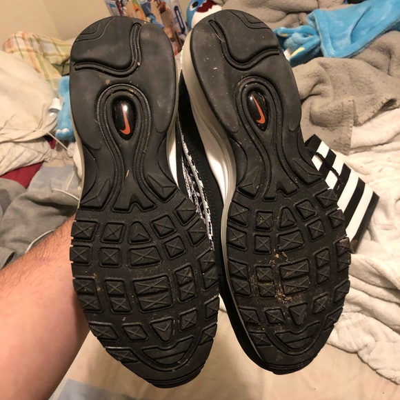 AirMax - Picture 4 of 4